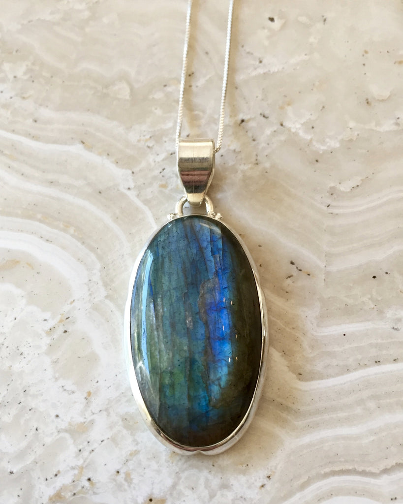 Labradorite Manifest Necklace