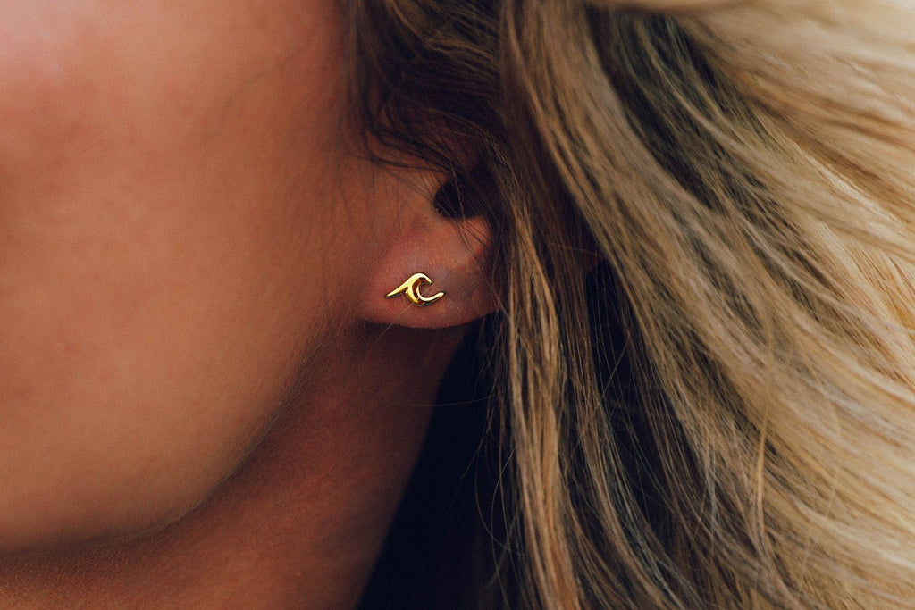 Pura Vida Wave Earrings