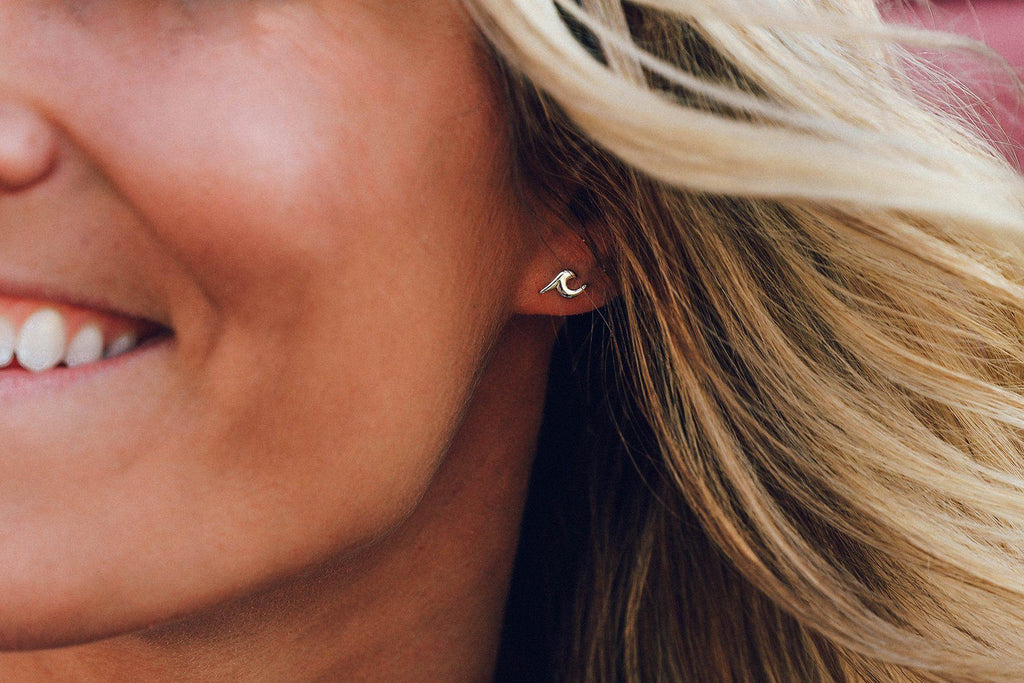 Pura Vida Wave Earrings